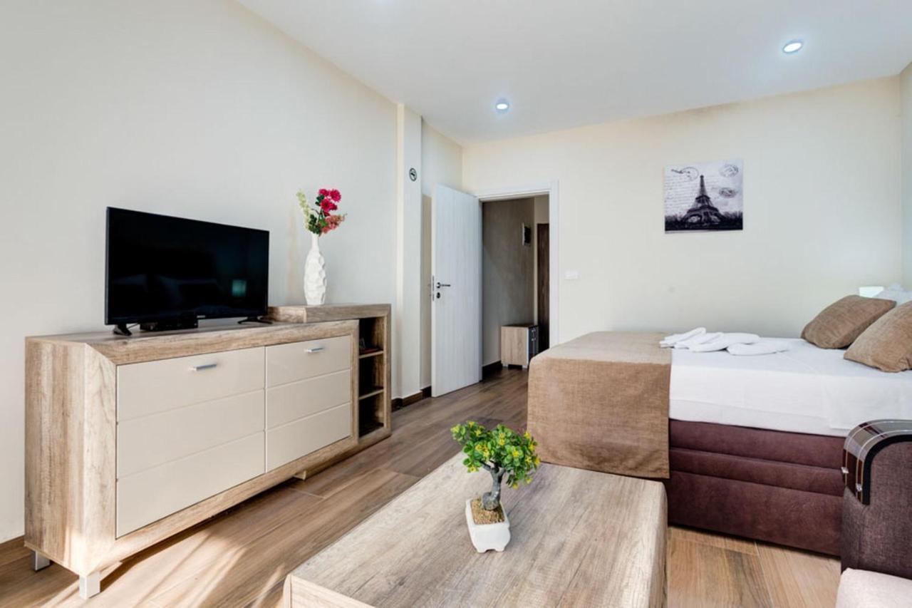 Hotel Zan Ulcinj Eksteriør bilde