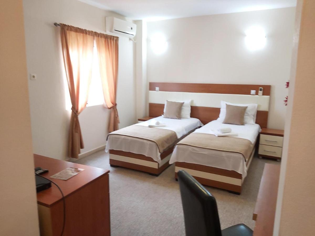 Hotel Zan Ulcinj Eksteriør bilde
